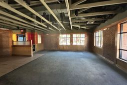 700 N Main Street photo 4