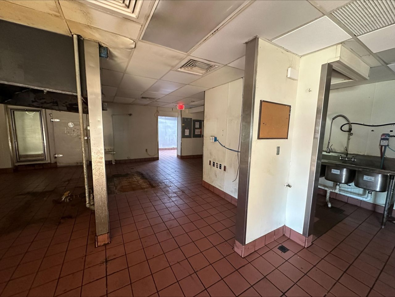 700 N Main Street Photo 5