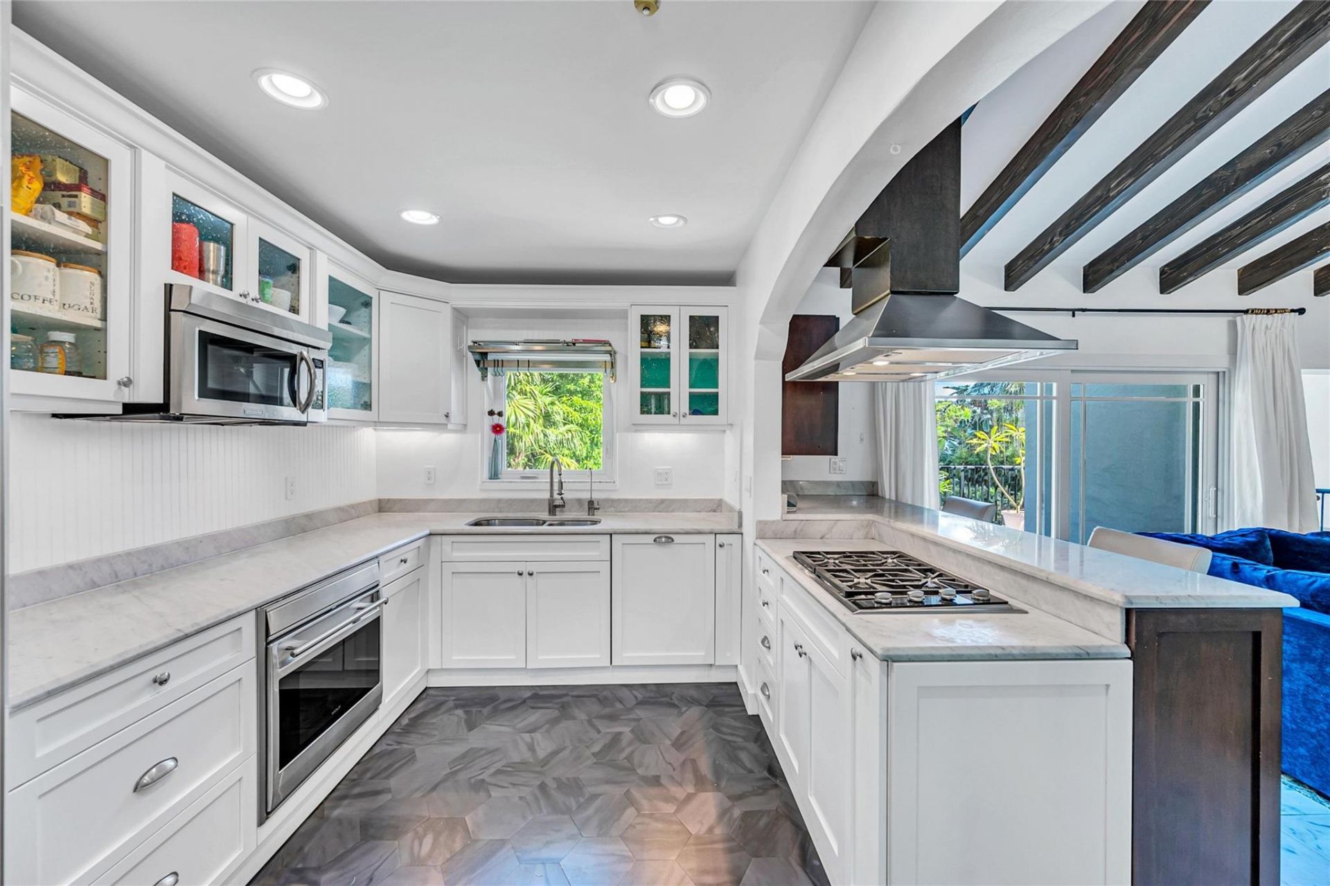 744 NE 18th Avenue, Fort Lauderdale, FL 33304 Photo