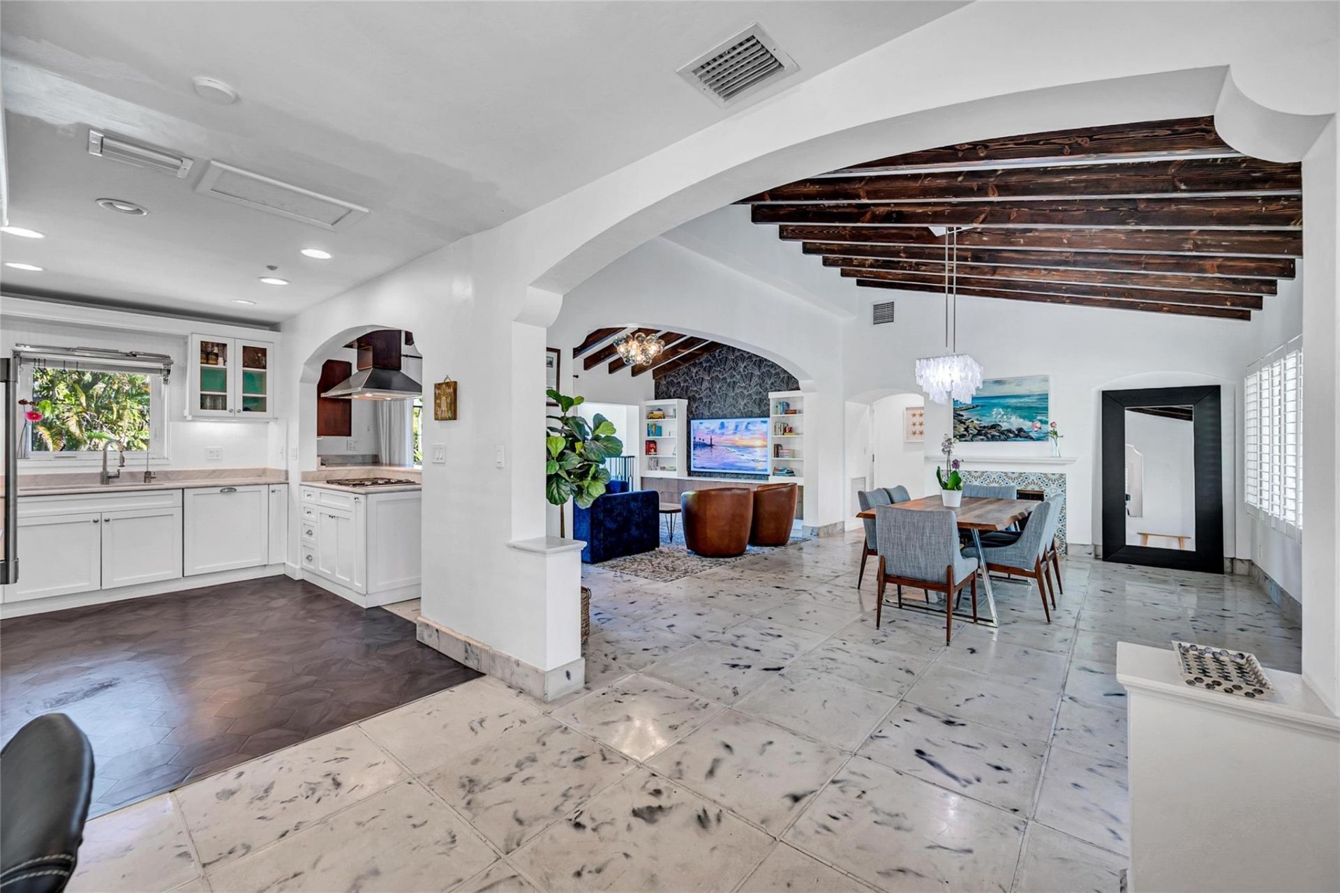 744 NE 18th Avenue, Fort Lauderdale, FL 33304 Photo