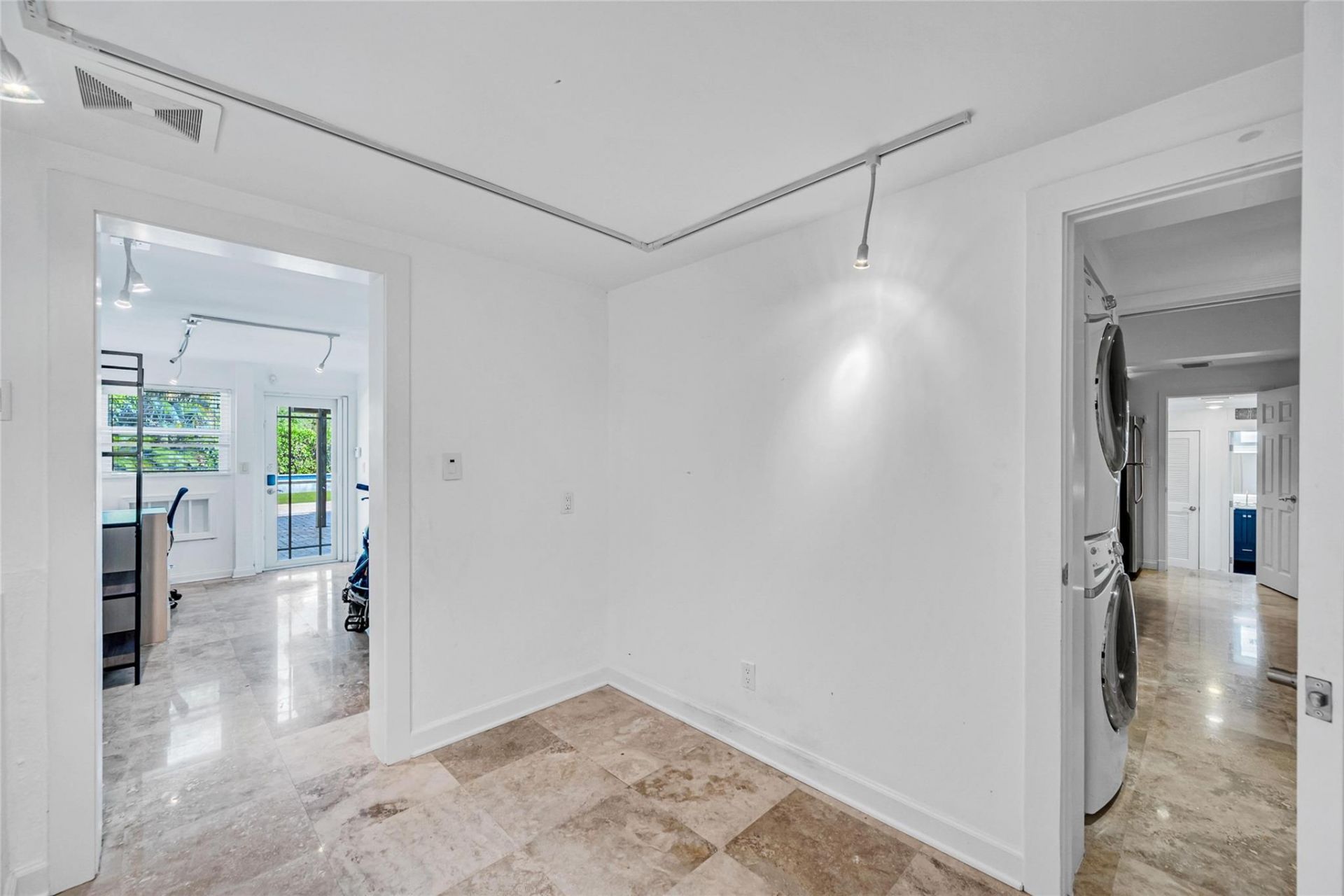 744 NE 18th Avenue, Fort Lauderdale, FL 33304 Photo