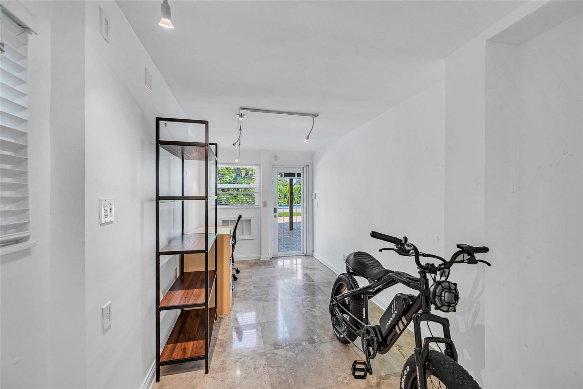 744 NE 18th Avenue, Fort Lauderdale, FL 33304 Photo