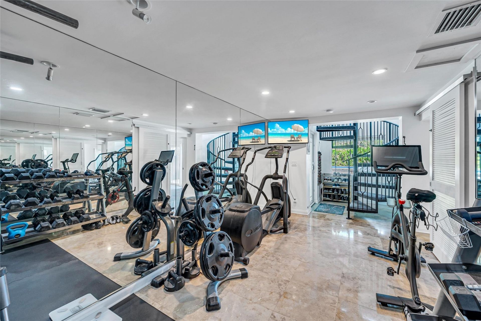 744 NE 18th Avenue, Fort Lauderdale, FL 33304 Photo