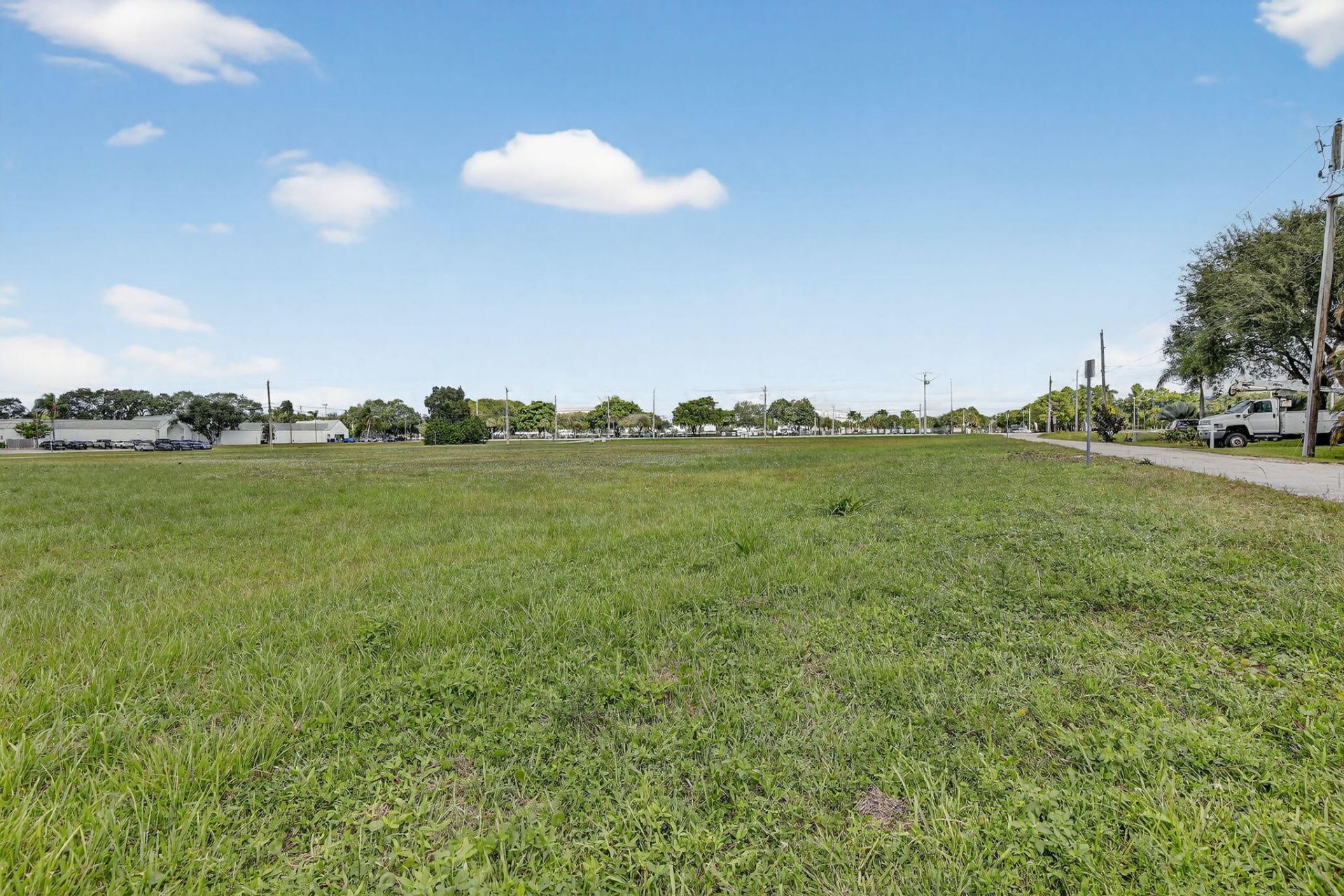 92 NW 92 Avenue, Cooper City, FL 33024 Photo