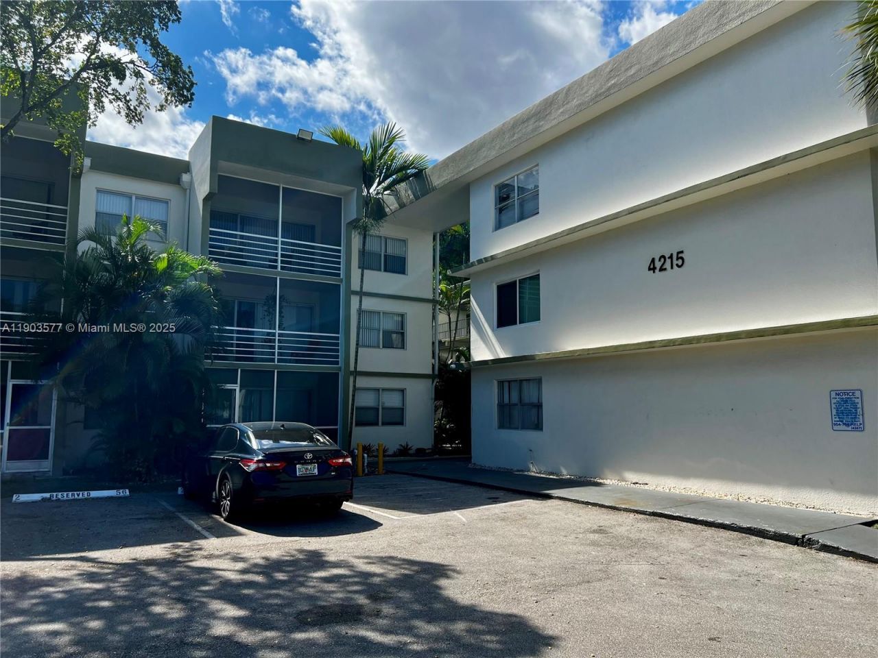 4215 N University Dr, Unit 114, Sunrise, FL 33351 Photo