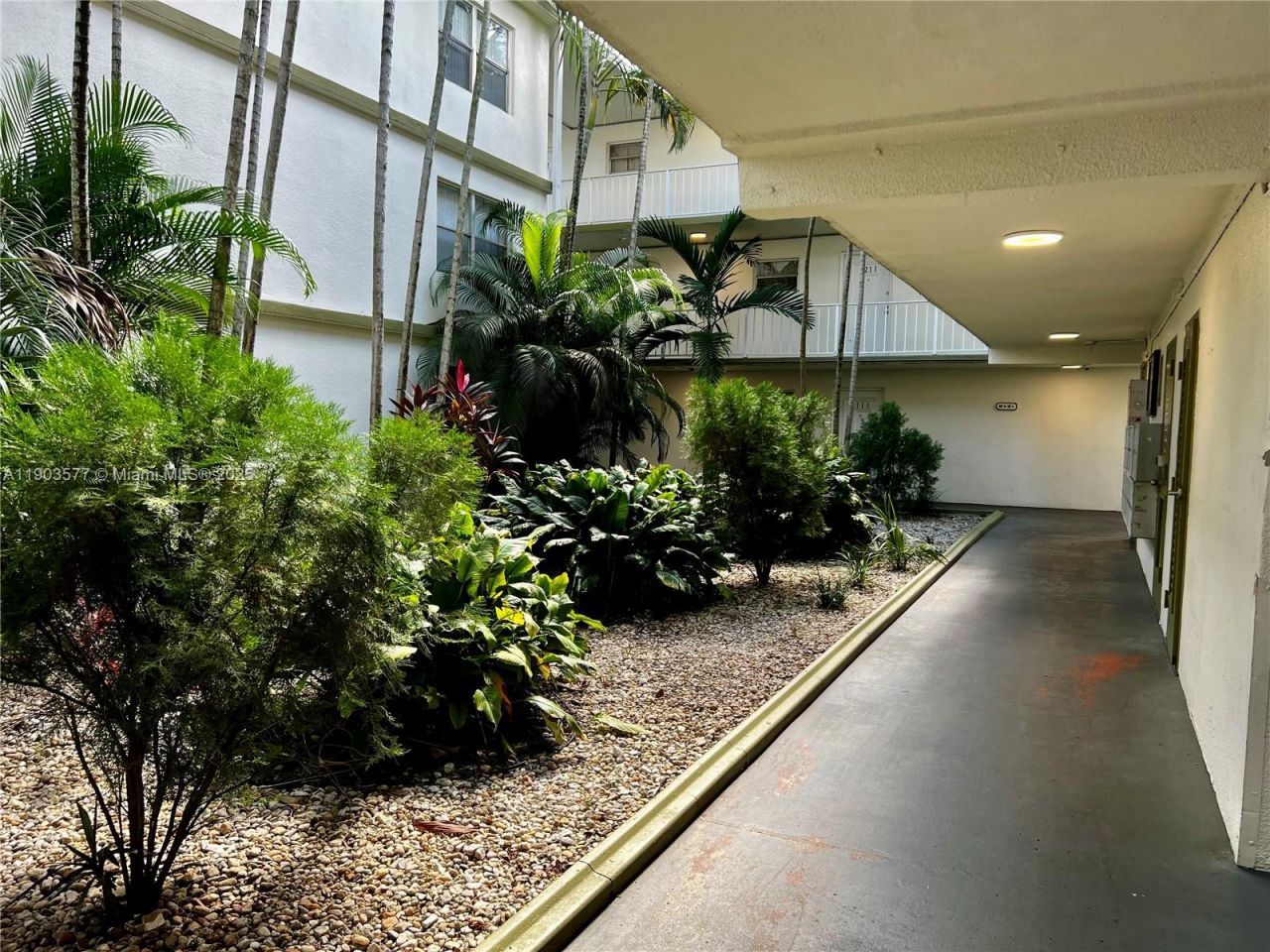 4215 N University Dr, Unit 114, Sunrise, FL 33351 Photo