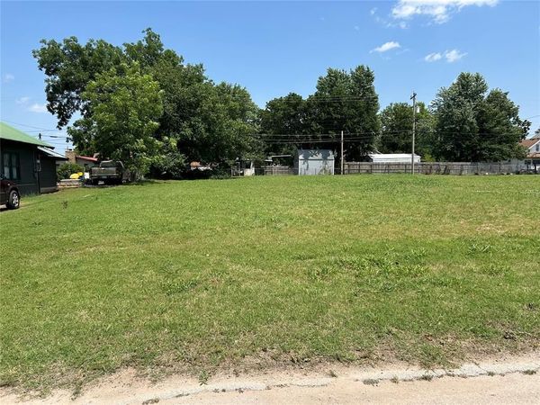 208 N 4th Street, Tonkawa, OK 74653