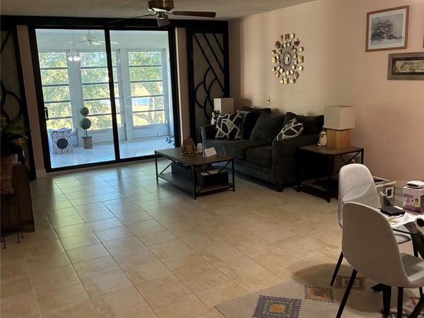 7591 NW 1st street, Unit 303, Margate, FL 33063