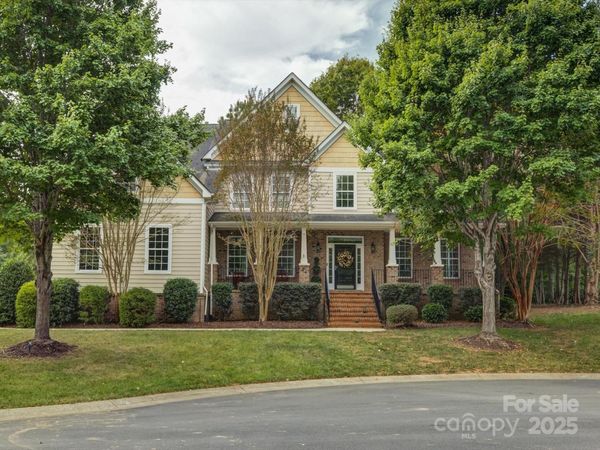 8200 Sturminster Drive, Waxhaw, NC 28173