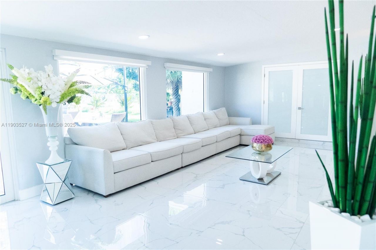 19245 SW 188th St, Miami, FL 33187 Photo