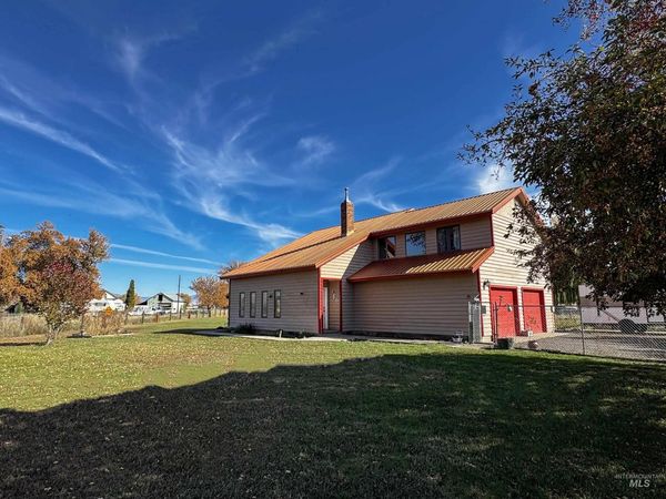 2796 Burton Ln, Cambridge, ID 83610