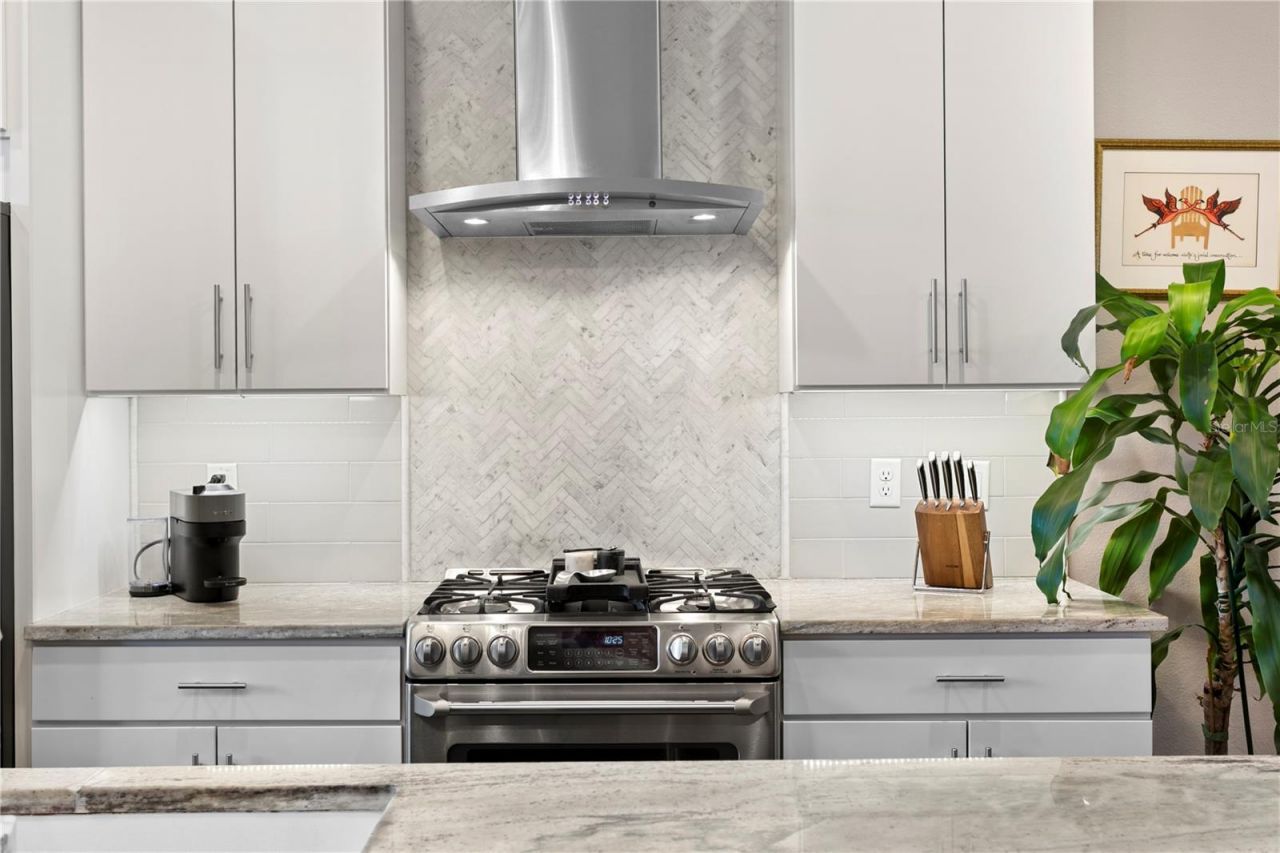 153 5th Avenue Ne, Saint Petersburg, FL 33701 Photo