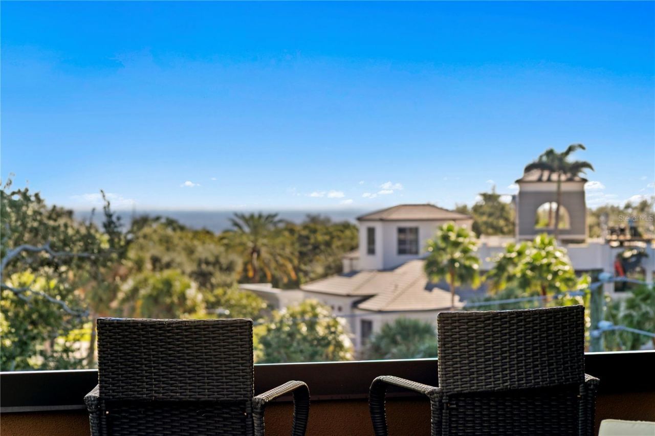 153 5th Avenue Ne, Saint Petersburg, FL 33701 Photo