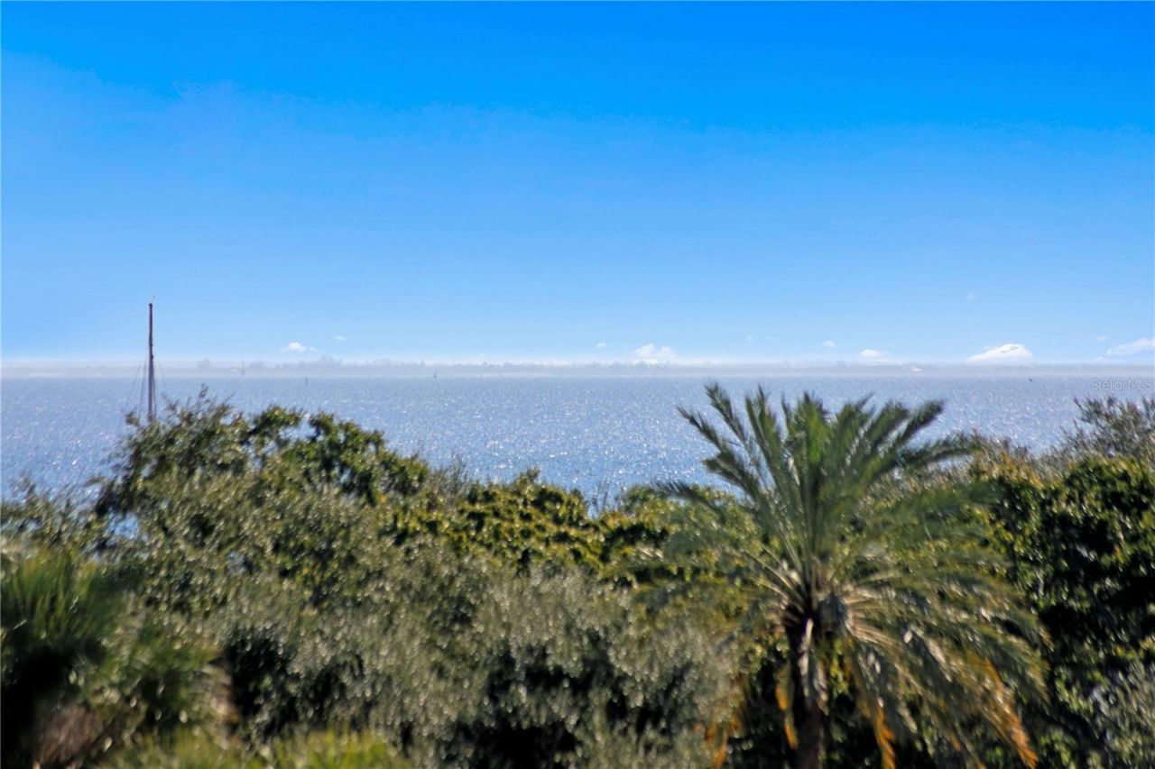 153 5th Avenue Ne, Saint Petersburg, FL 33701 Photo