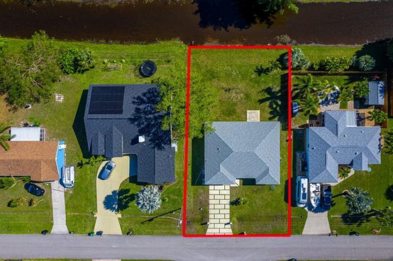 2372 SE Maslan Avenue, Port Saint Lucie, FL 34952 Photo