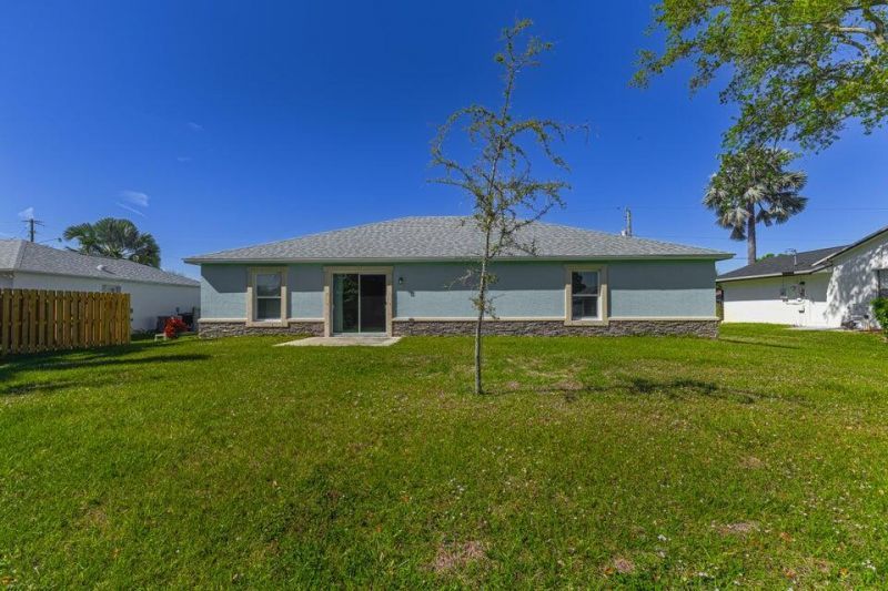 2372 SE Maslan Avenue, Port Saint Lucie, FL 34952 Photo