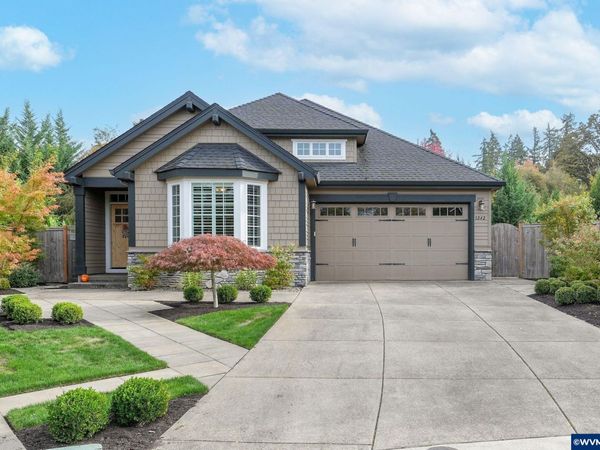 1242 Goldcrest Av NW, Salem, OR 97304