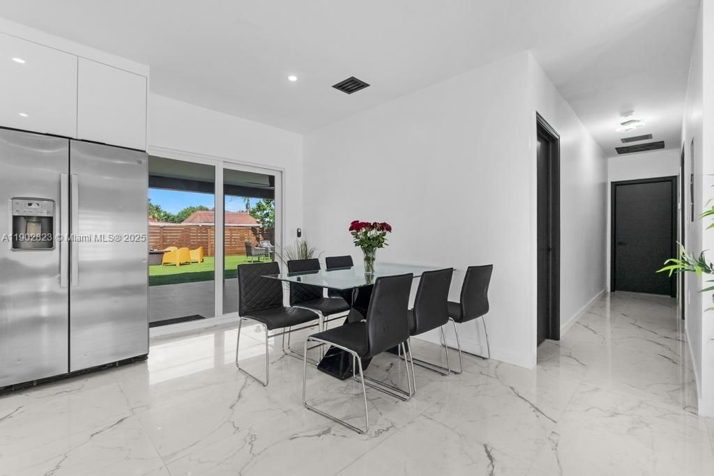 6941 Sheridan St, Hollywood, FL 33024 Photo