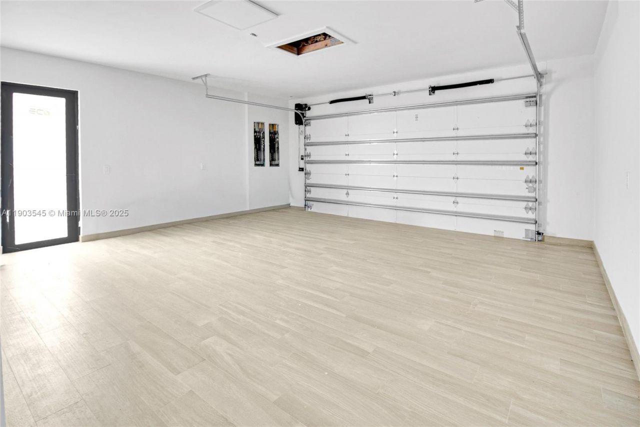 12890 NW 2nd St, Miami, FL 33182 Photo