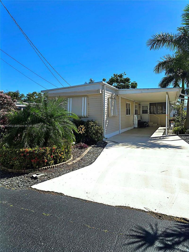 4208 S Shady Ln, Boynton Beach, FL 33436 Photo