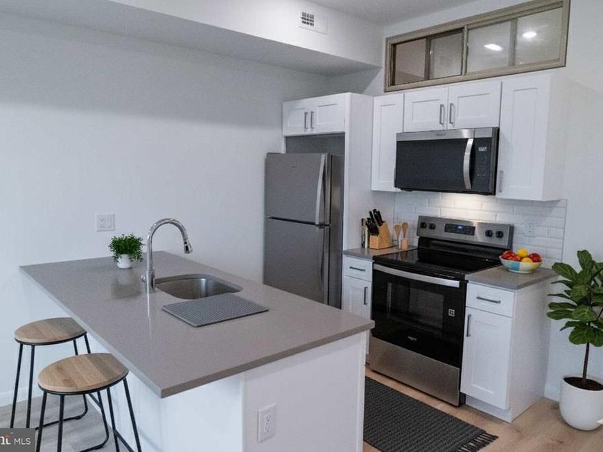 7248 Rising Sun Avenue, Philadelphia, PA 19111 Main Photo