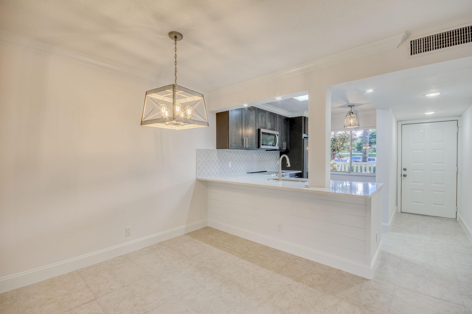 6865 Huntington Lane, Unit 105, Delray Beach, FL 33446 Photo