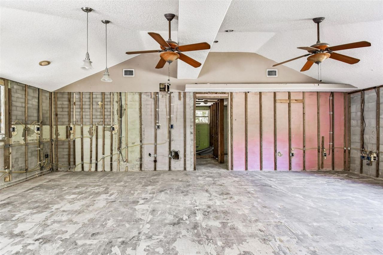 25 Michiana Drive, Terra Ceia, FL 34250 Photo