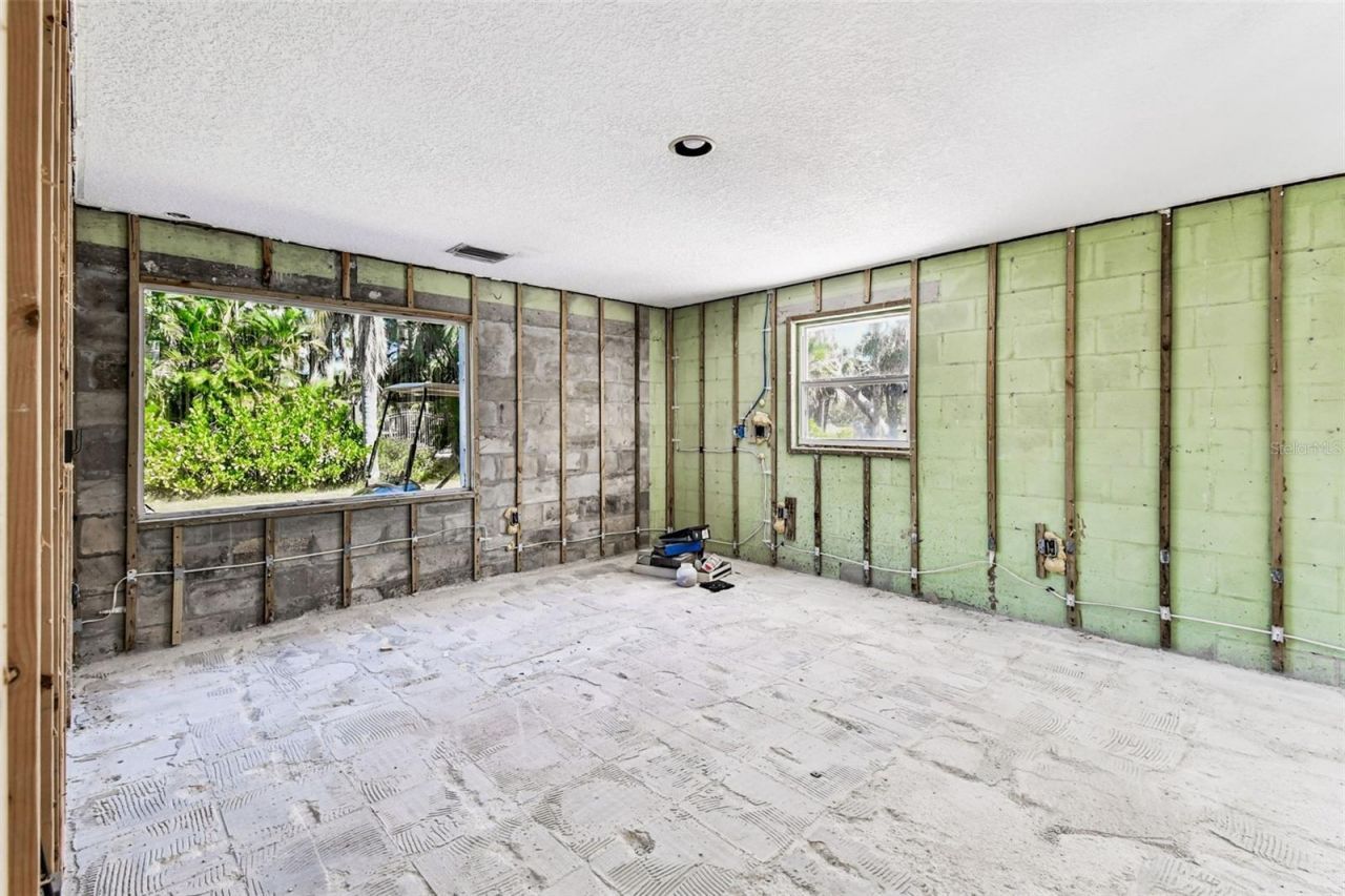 25 Michiana Drive, Terra Ceia, FL 34250 Photo