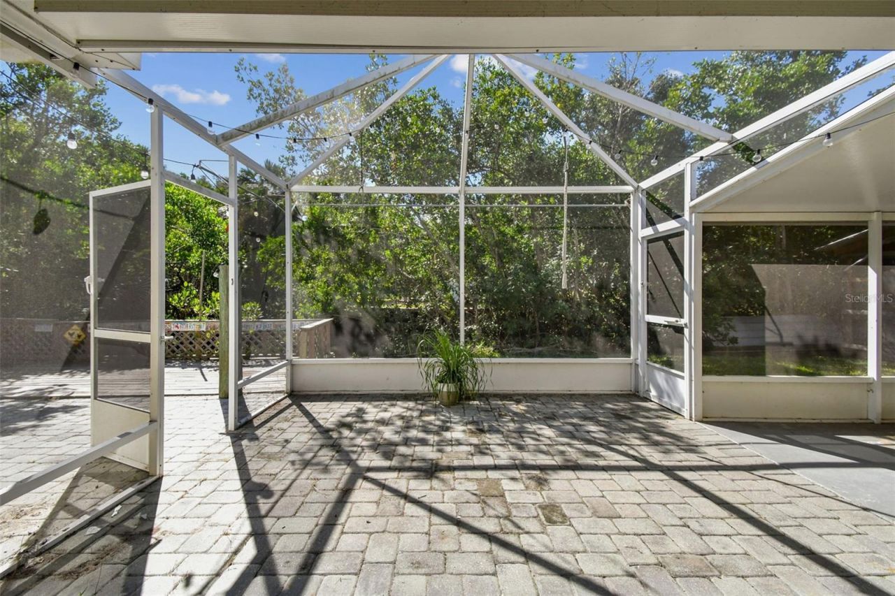 25 Michiana Drive, Terra Ceia, FL 34250 Photo