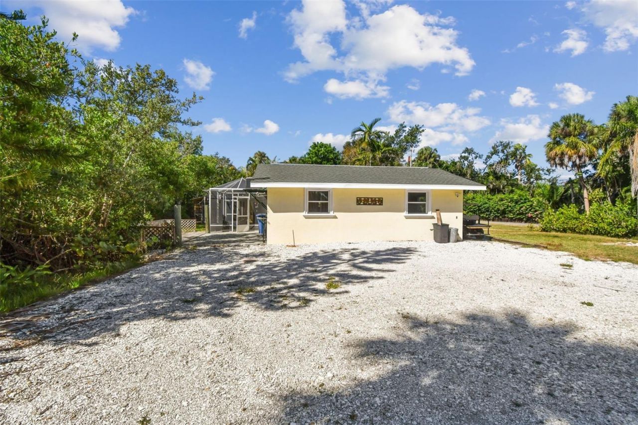 25 Michiana Drive, Terra Ceia, FL 34250 Photo
