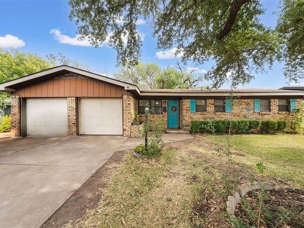 2704 Alta Vista Circle, Waco, TX 76706