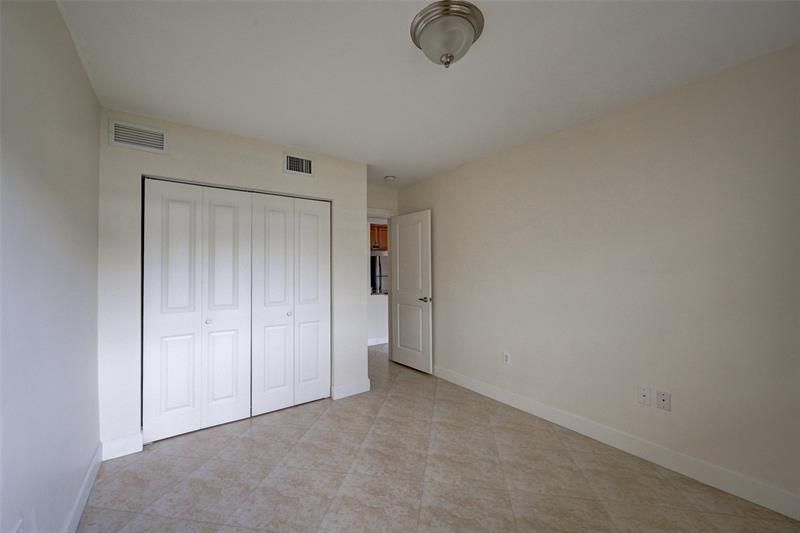 410 SW 15th Street, Unit 105, Pompano Beach, FL 33060 Photo