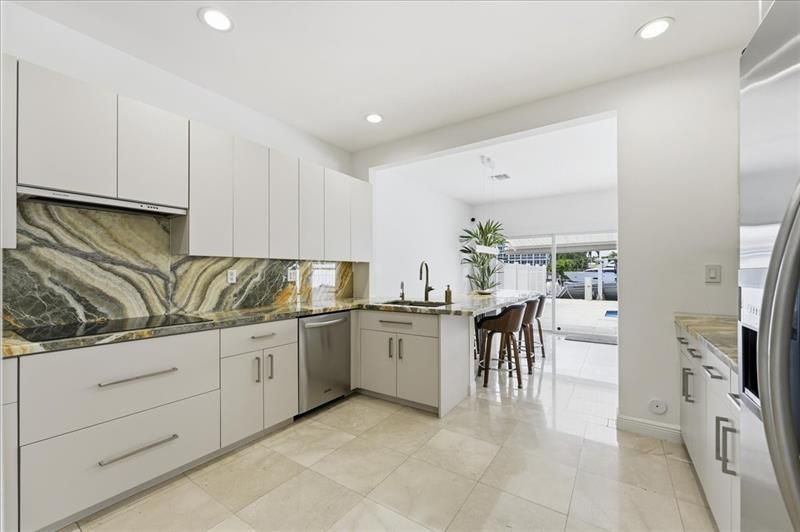 4331 W Tradewinds Avenue, Unit B, Fort Lauderdale, FL 33308 Photo