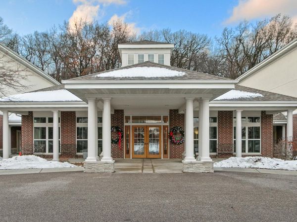 8530 Greenway Boulevard, Unit 101, Middleton, WI 53562