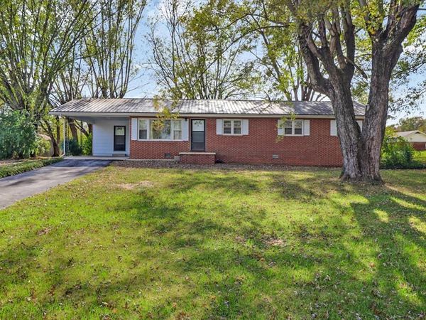 70 Westwind Drive, Crossville, TN 38555