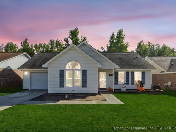 5917 Bloomsbury Drive, Fayetteville, NC 28306