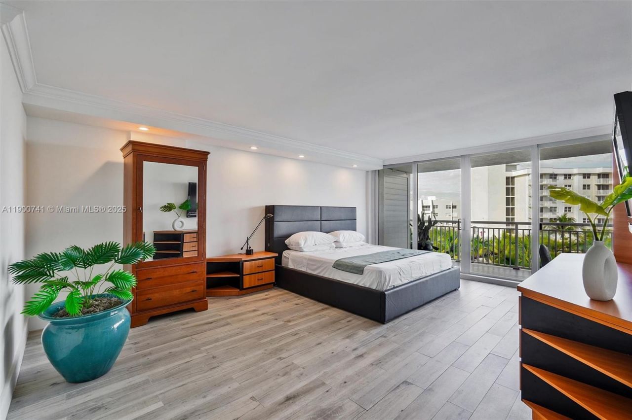 3546 S Ocean Blvd, Unit 623, South Palm Beach, FL 33480 Photo