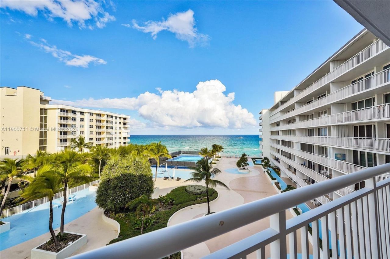 3546 S Ocean Blvd, Unit 623, South Palm Beach, FL 33480 Photo