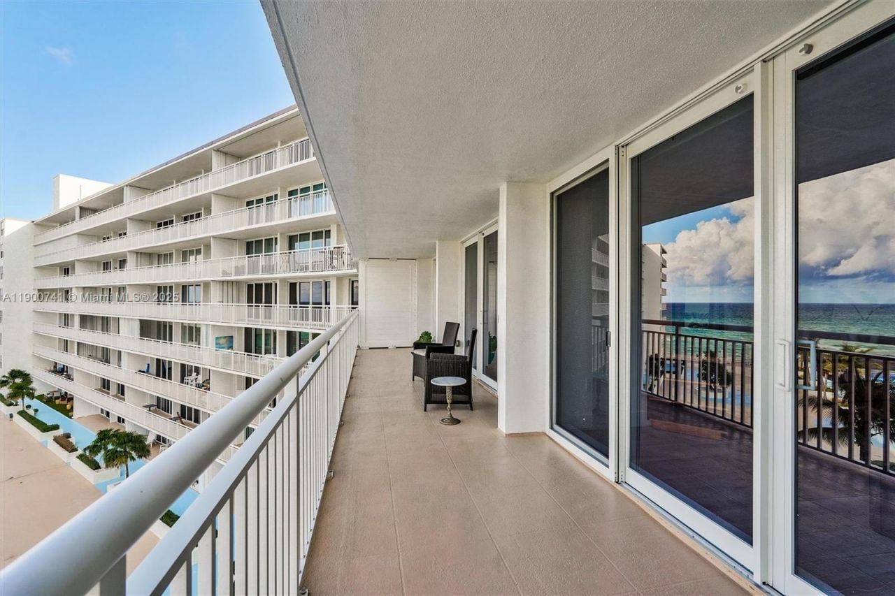 3546 S Ocean Blvd, Unit 623, South Palm Beach, FL 33480 Photo