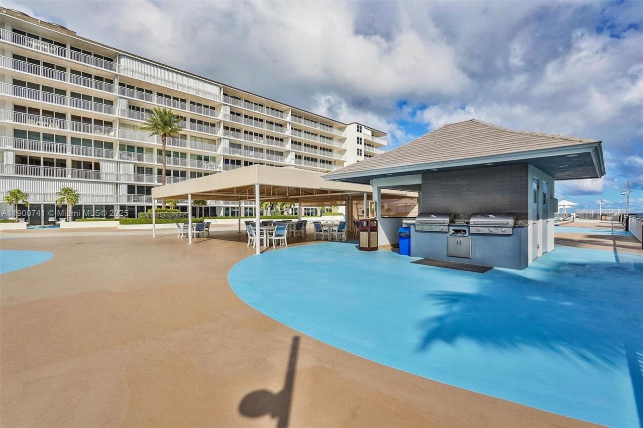 3546 S Ocean Blvd, Unit 623, South Palm Beach, FL 33480 Photo