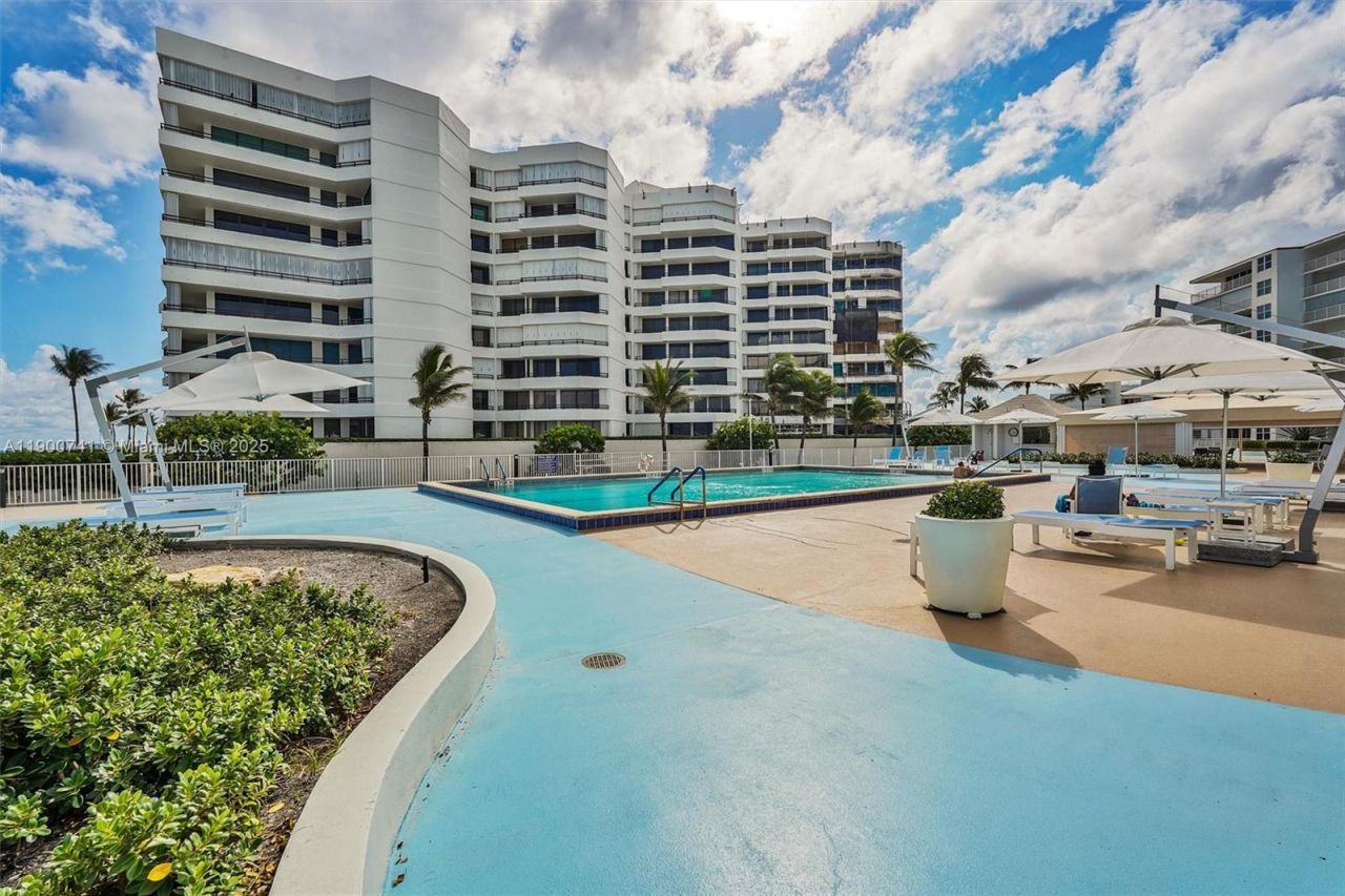 3546 S Ocean Blvd, Unit 623, South Palm Beach, FL 33480 Photo