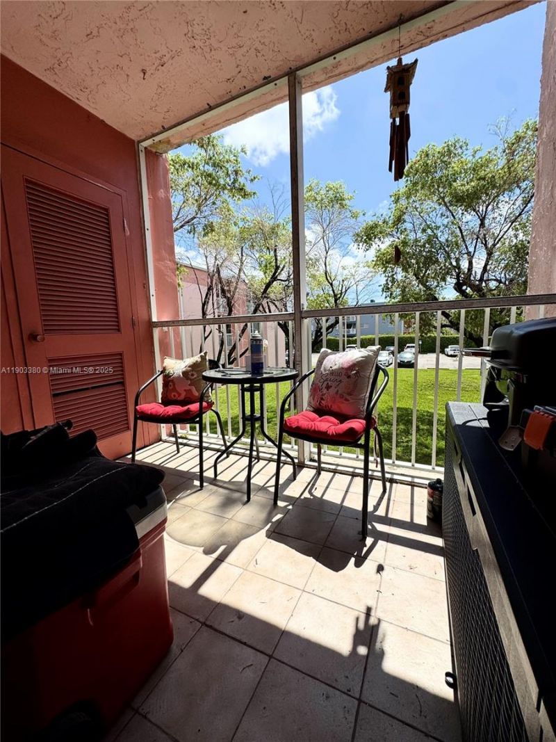 19729 SW 114th Ave, Unit 250, Miami, FL 33157 Photo