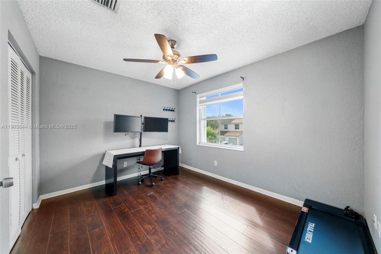 16829 SW 1st Mnr, Pembroke Pines, FL 33027 Photo