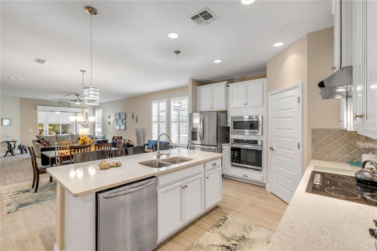 206 Venetian Palms Boulevard, New Smyrna Beach, FL 32168 Photo