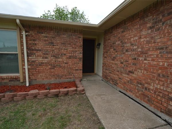740 Wandering Way Drive, Allen, TX 75002