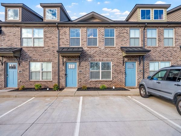 1000 Henry Place Blvd, Unit 106, Clarksville, TN 37042