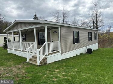 22 APACHE RUN, BARTO, PA 19504