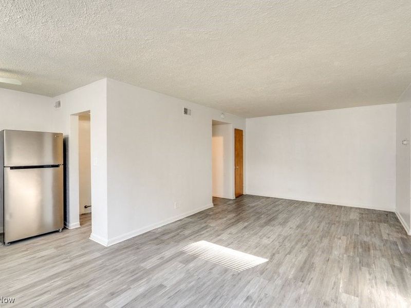 2812 E 130th Street, Cleveland, OH 44120 Photo 13