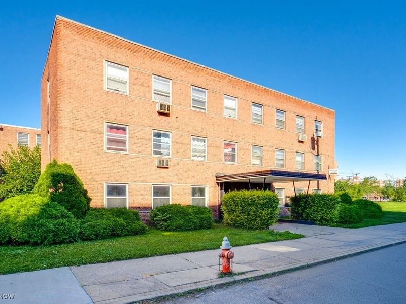 2812 E 130th Street, Cleveland, OH 44120 Photo 2