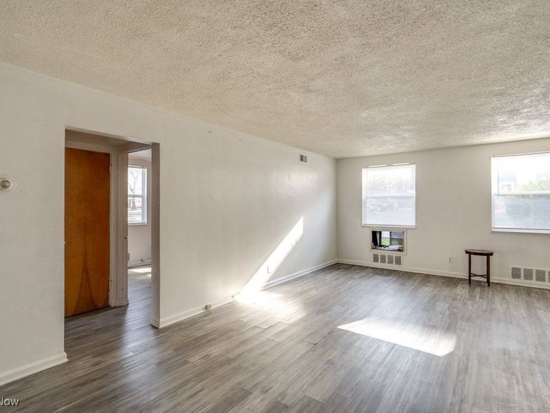 2812 E 130th Street, Cleveland, OH 44120 Photo 4